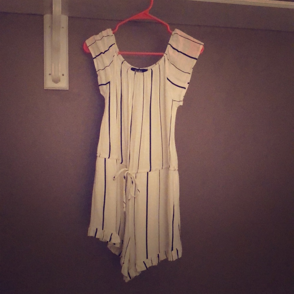 Lulu’s white and black striped romper